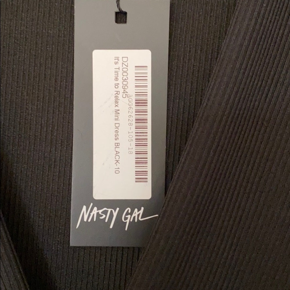 Nasty Gal Black deep V mini dress. US size 6. - Picture 4 of 5